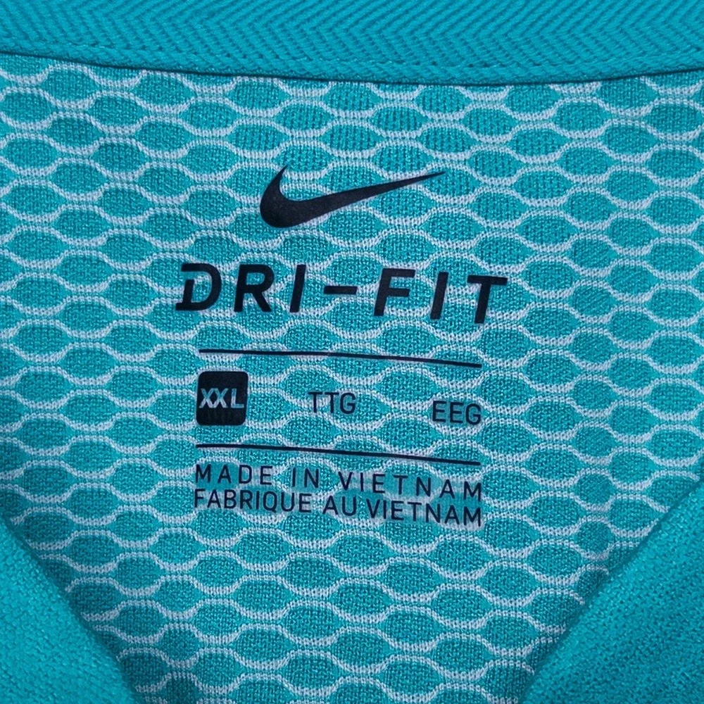 Nike Shirt Womens XXL Turquoise Blue Sleeveless Golf Quarter Zip Dri Fit Top